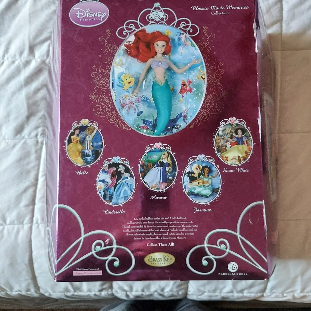 Vintage Disney Princess Brass Key Collectible Ariel Porcelain Doll Classic - Picture 3 of 4